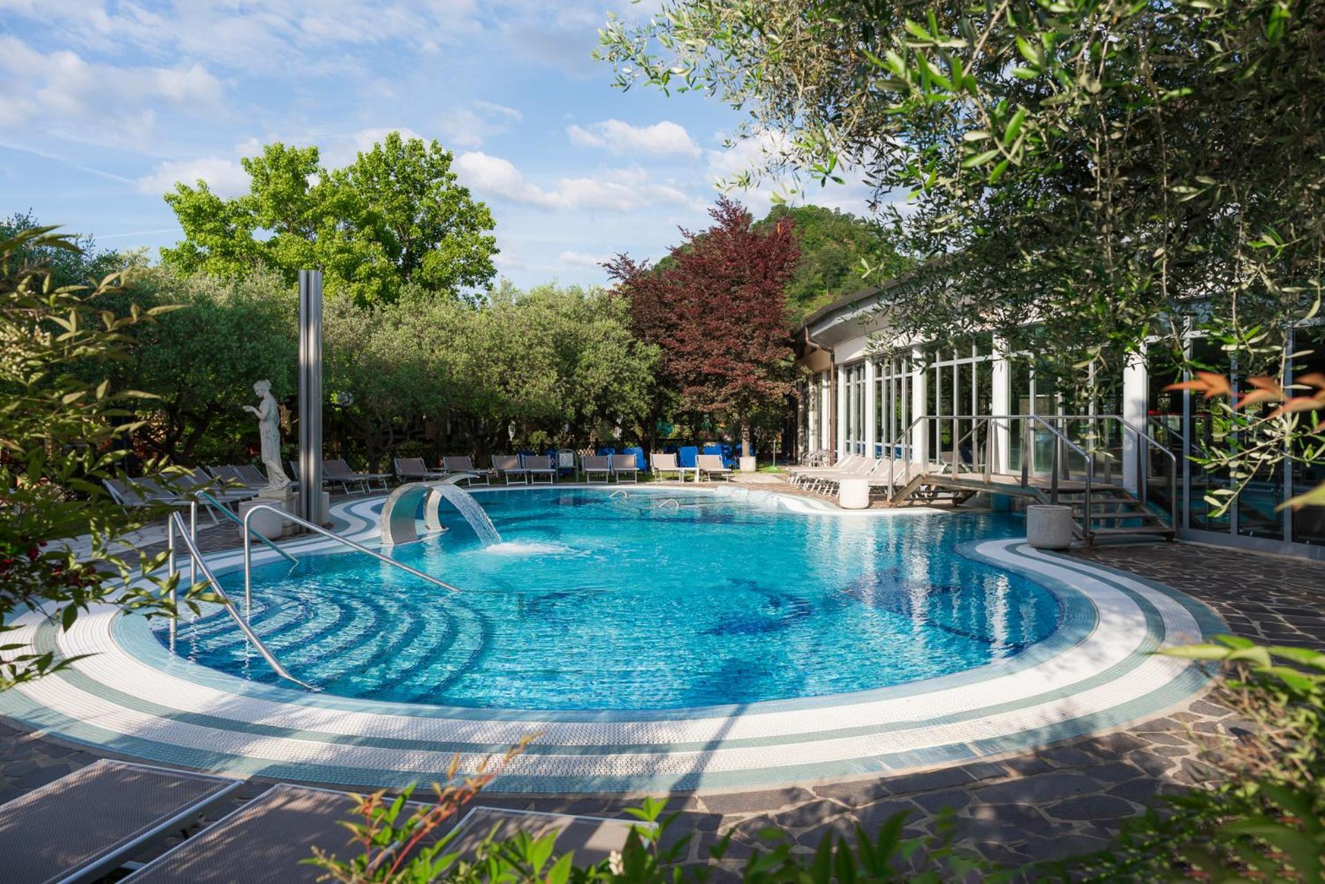 Hotel Petrarca Terme Montegrotto Terme Exterior photo