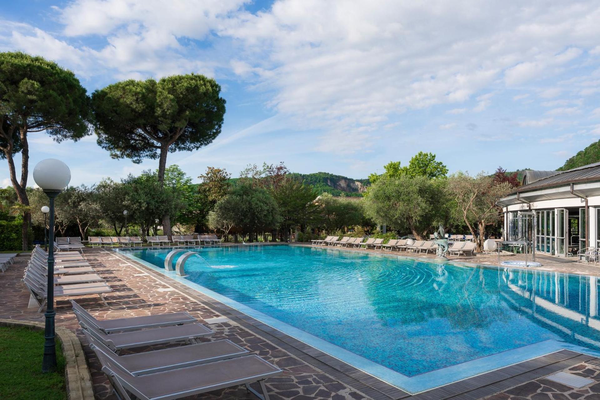 Hotel Petrarca Terme Montegrotto Terme Exterior photo